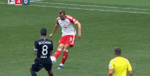 1695478321747005542.gif bay boc 4.gif